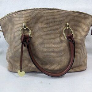 London Fog Tan and Neutral Rippled Purse